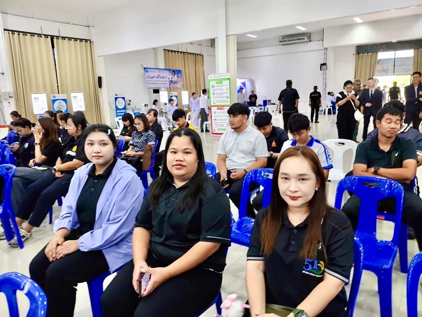 title - โครงการ “แว่นตาเพื่อน้อง” เพื่อดำเนินการตรวจสุขภาพสายตาและวัดสายตาให้แก่เด็กและเยาวชนในจังหวัดต่าง ๆ ทั่วประเทศ